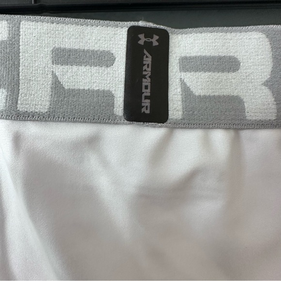 NWT Under Armour White Pants Size Youth XLarge Fitted HeatGear - Picture 11 of 16